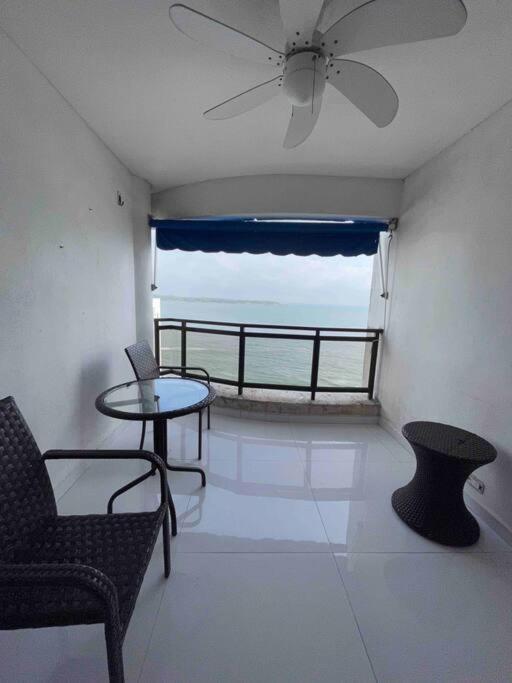 Apartamento Con Vista Al Mar Torremarina Premium * Cartagena
