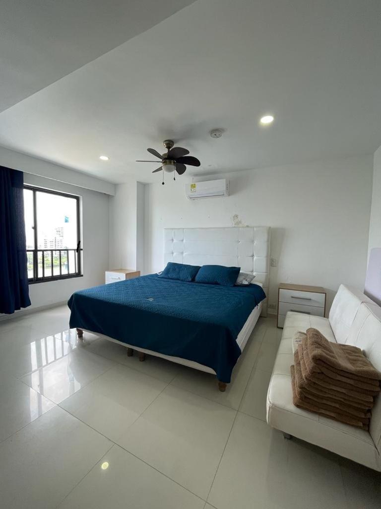 Apartamento Con Vista Al Mar Torremarina Premium *